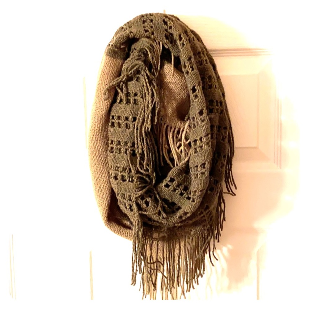 Infinity scarf